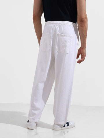 Men's White Loose Fit Solid Casual Jeans