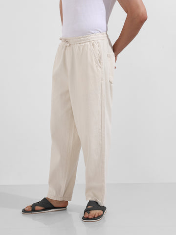 Men's White Loose Fit Solid Casual Jeans