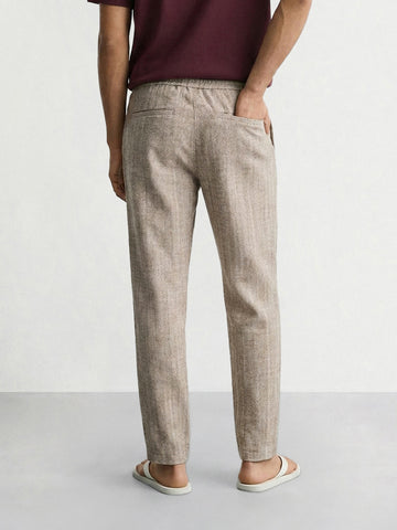 Men's Brown Relaxed Fit Solid Casual Trousers