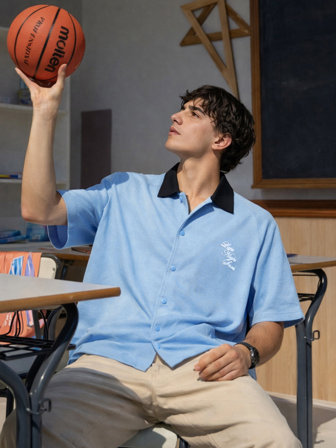 Men's Blue Boxy Fit Embroided Casual Shirt