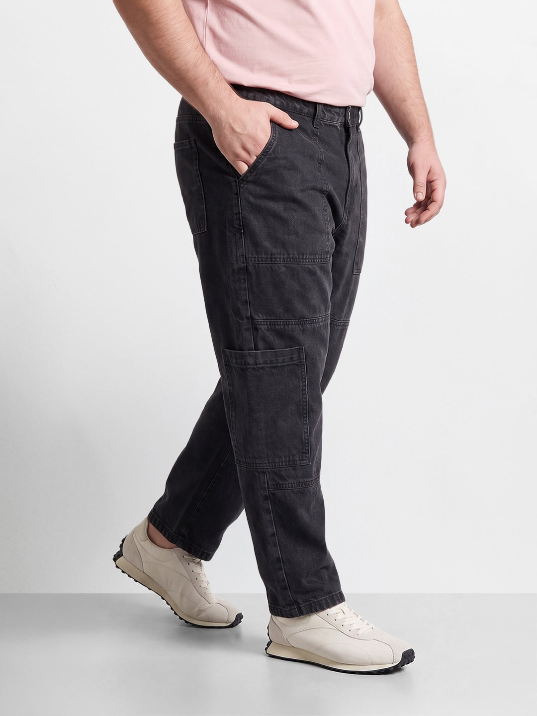Men's Black Regular Tapered Fit Solid The Eternity Series Jeans