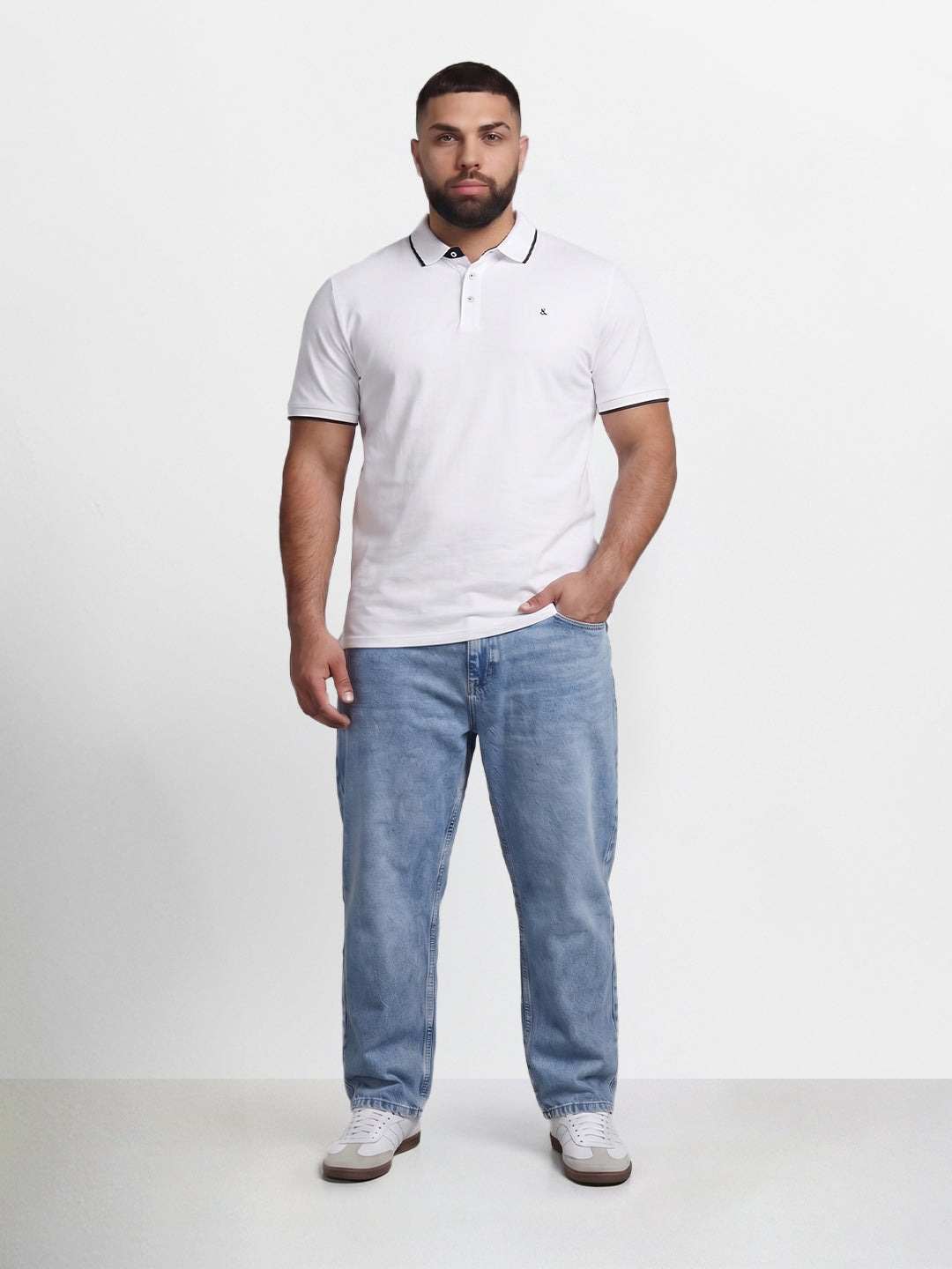 Men's Blue Relaxed Fit Solid Casual Jeans