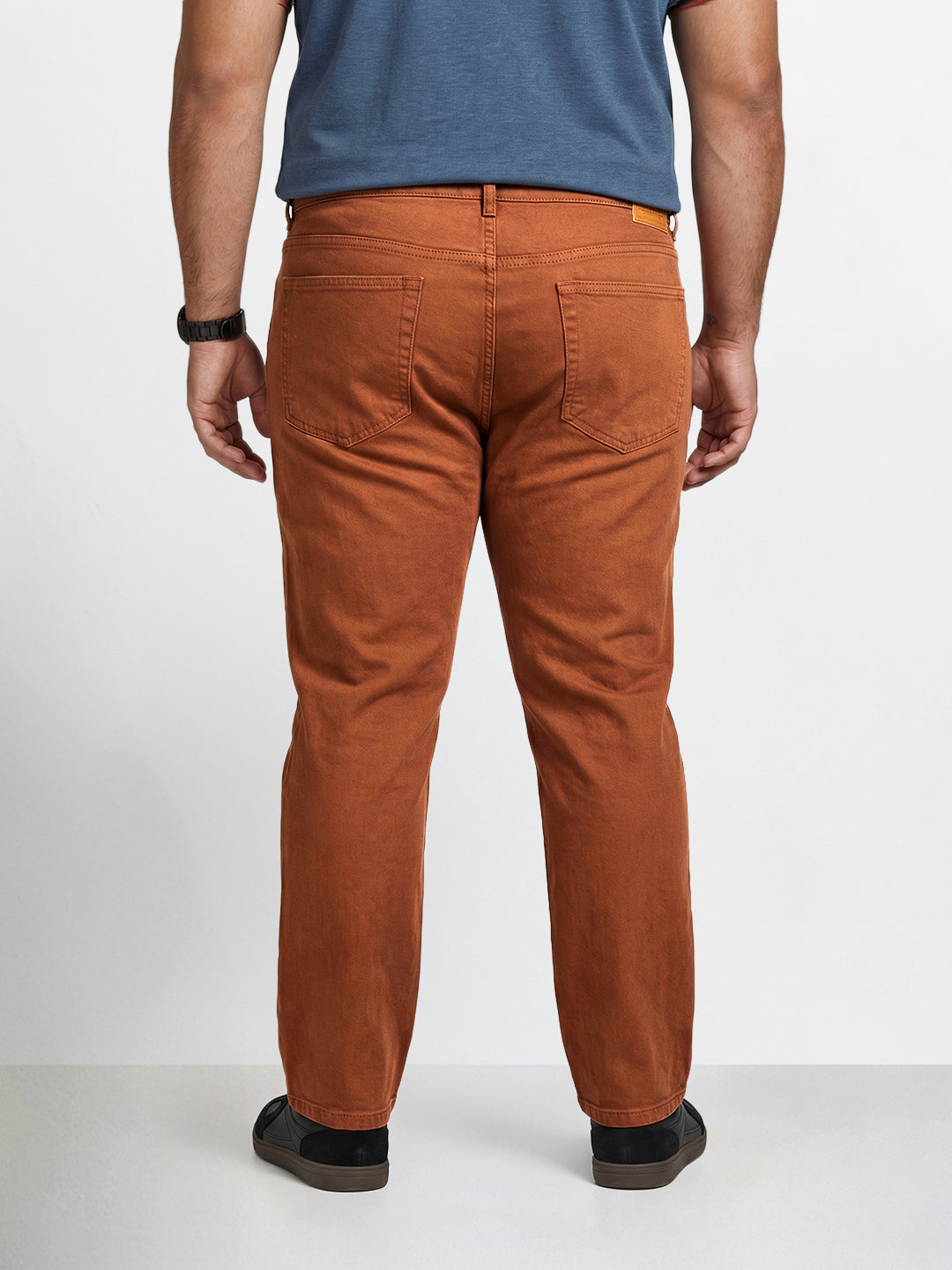 Men's Brown Relaxed Fit Solid Casual Jeans