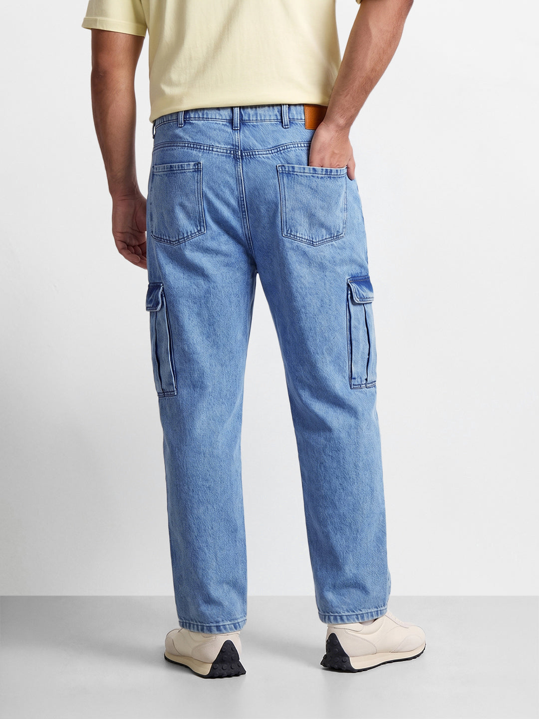 Men's Blue Relaxed Fit Solid The Eternity Series Jeans