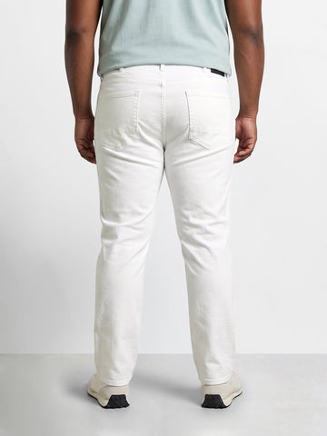 Men's White Slim Fit Solid Casual Jeans