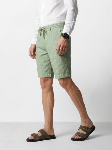 Men's Green Regular Fit Solid Casual Shorts