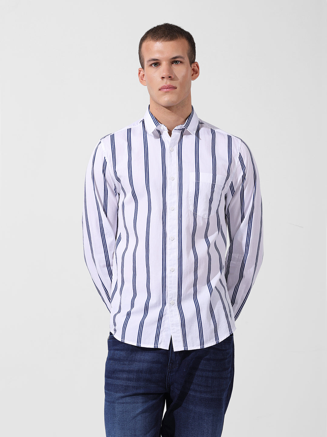 Men's White Regular Fit Striped Casual Shirt