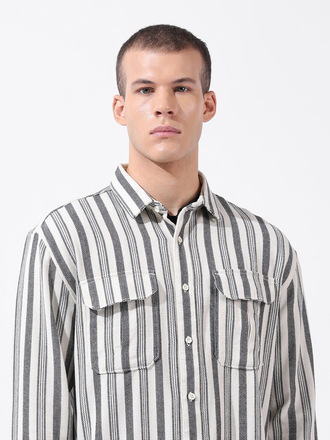 Men's Black Relaxed Fit Striped Casual Shirt