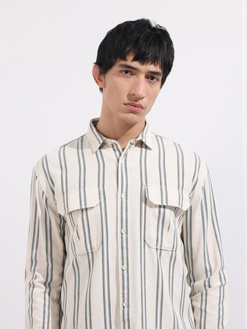 Men's Green Relaxed Fit Striped Casual Shirt