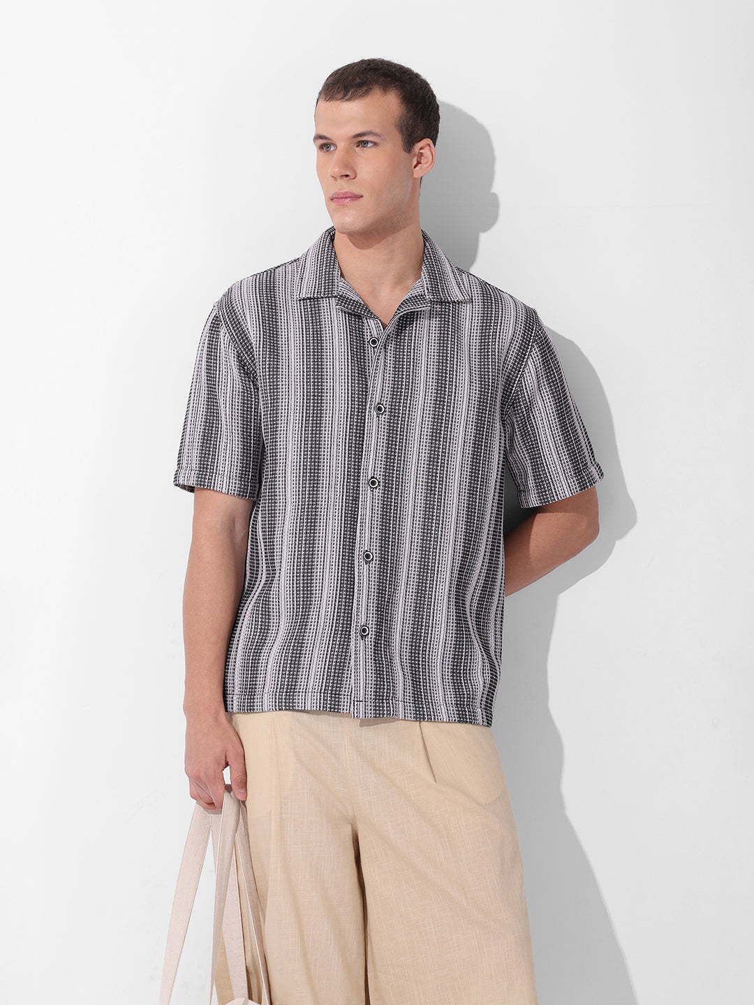 Men's Grey Relaxed Fit Checked Resort Wear Shirt