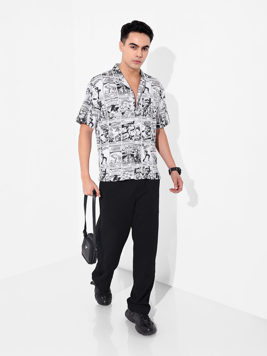 Men's Black Relaxed Fit Character Printed Shirt