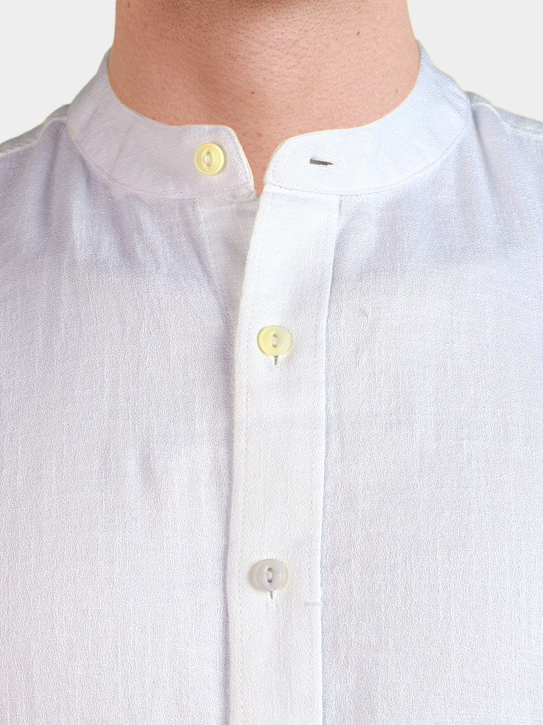 Men's White Relaxed Fit Solid Casual Shirt