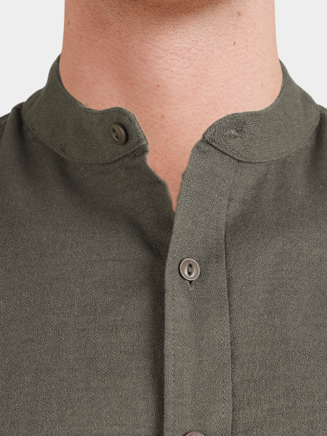 Men's Olive Relaxed Fit Solid Casual Shirt