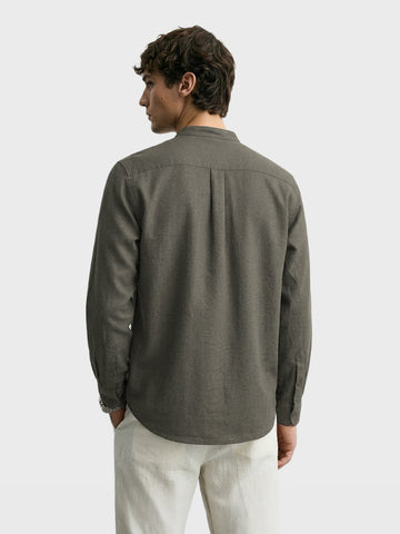 Men's Olive Relaxed Fit Solid Casual Shirt
