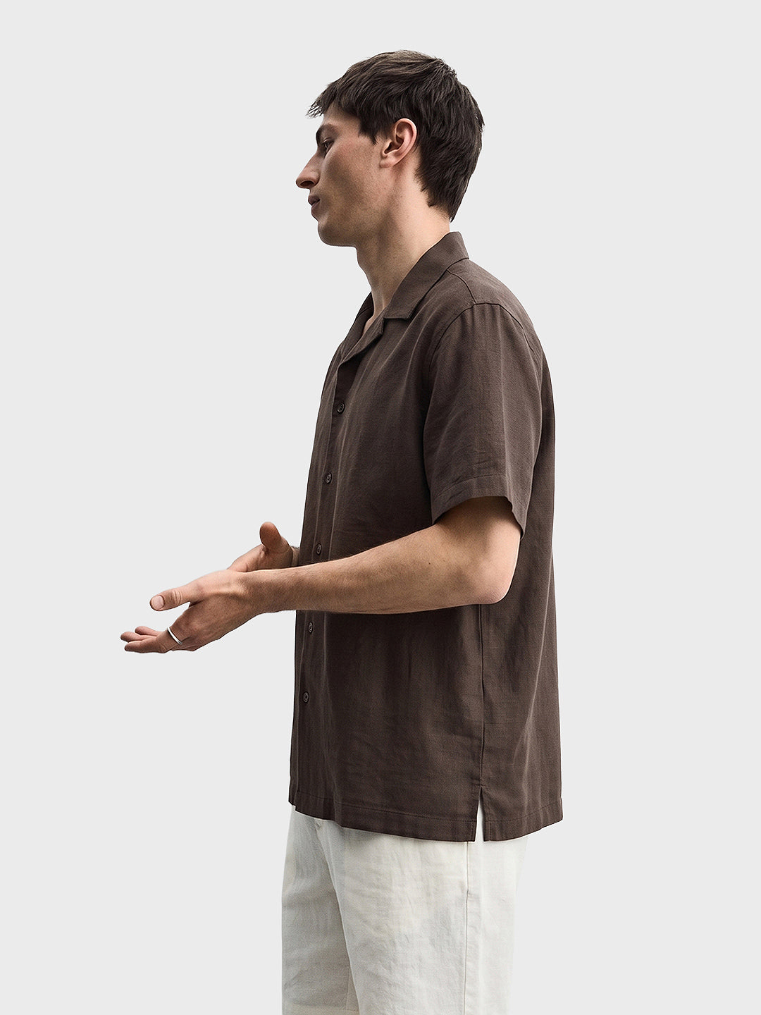 Men's Brown Relaxed Fit Solid Casual Shirt