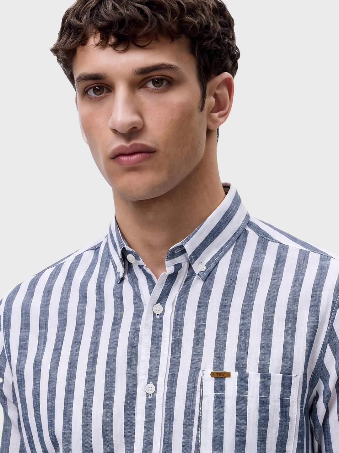 Men's Navy Blue Slim Fit Striped Casual Shirt