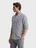 Men's Black Slim Fit Solid Casual Shirt