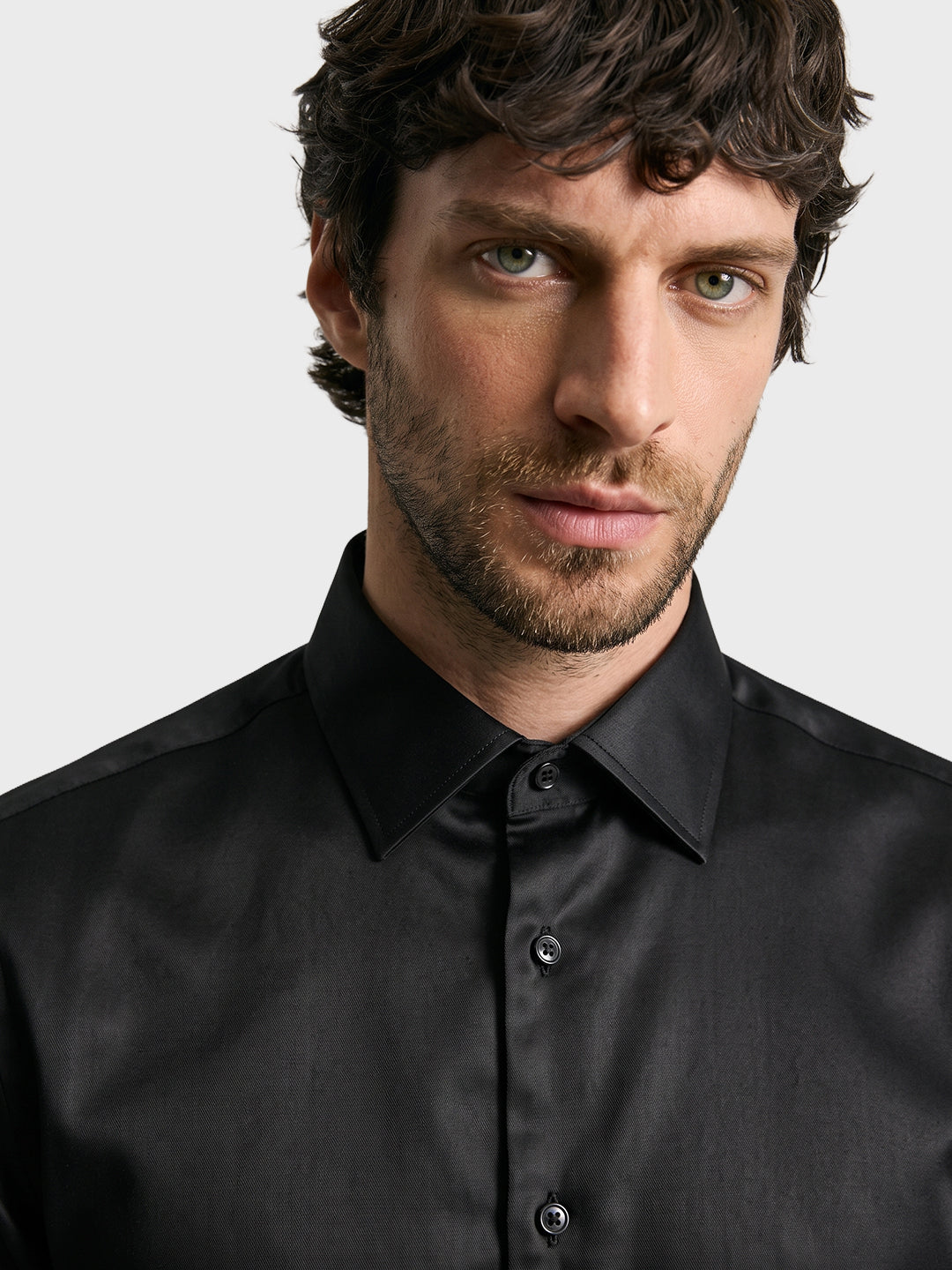 Men's Black Slim Fit Solid Casual Shirt