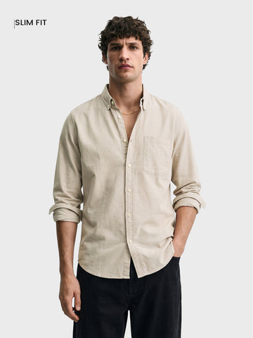 Men's Beige Slim Fit Solid Casual Shirt