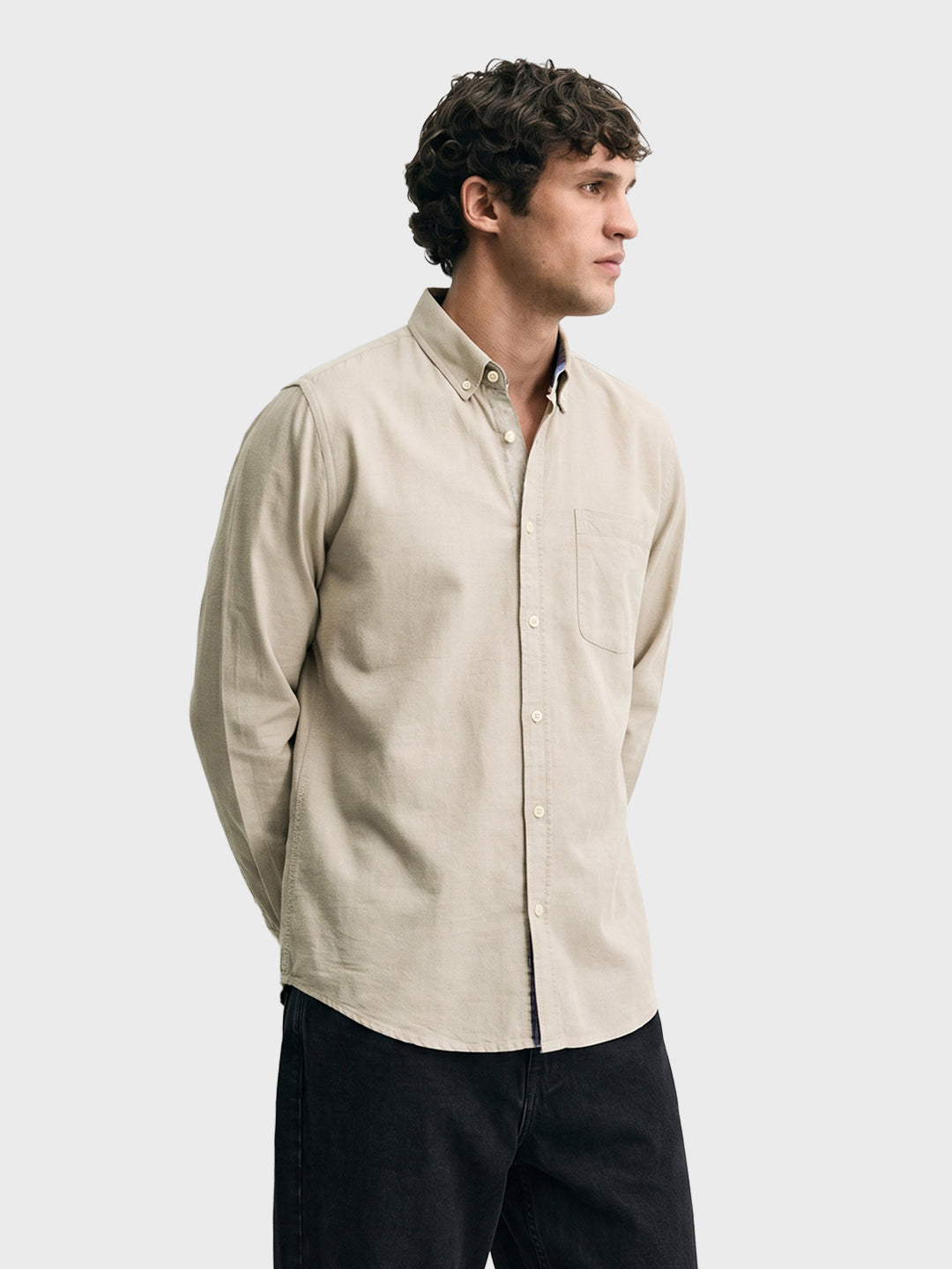 Men's Beige Slim Fit Solid Casual Shirt