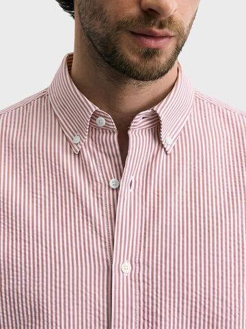 Men's Red Regular Fit Solid Casual Shirt