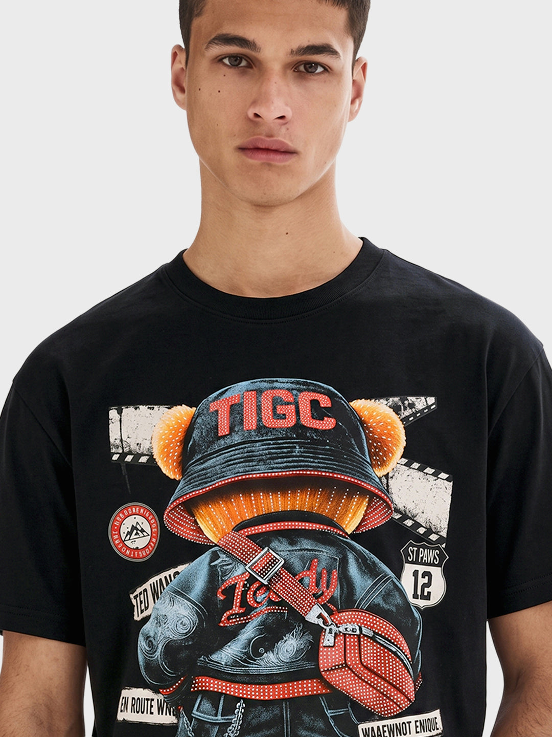 Men's Black Relaxed Fit Printed Casual T-Shirt