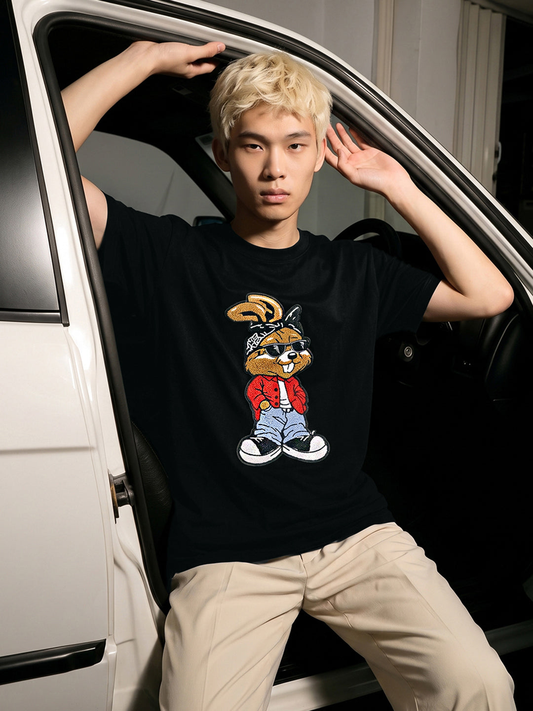 Men's Black Relaxed Fit Printed Casual T-Shirt