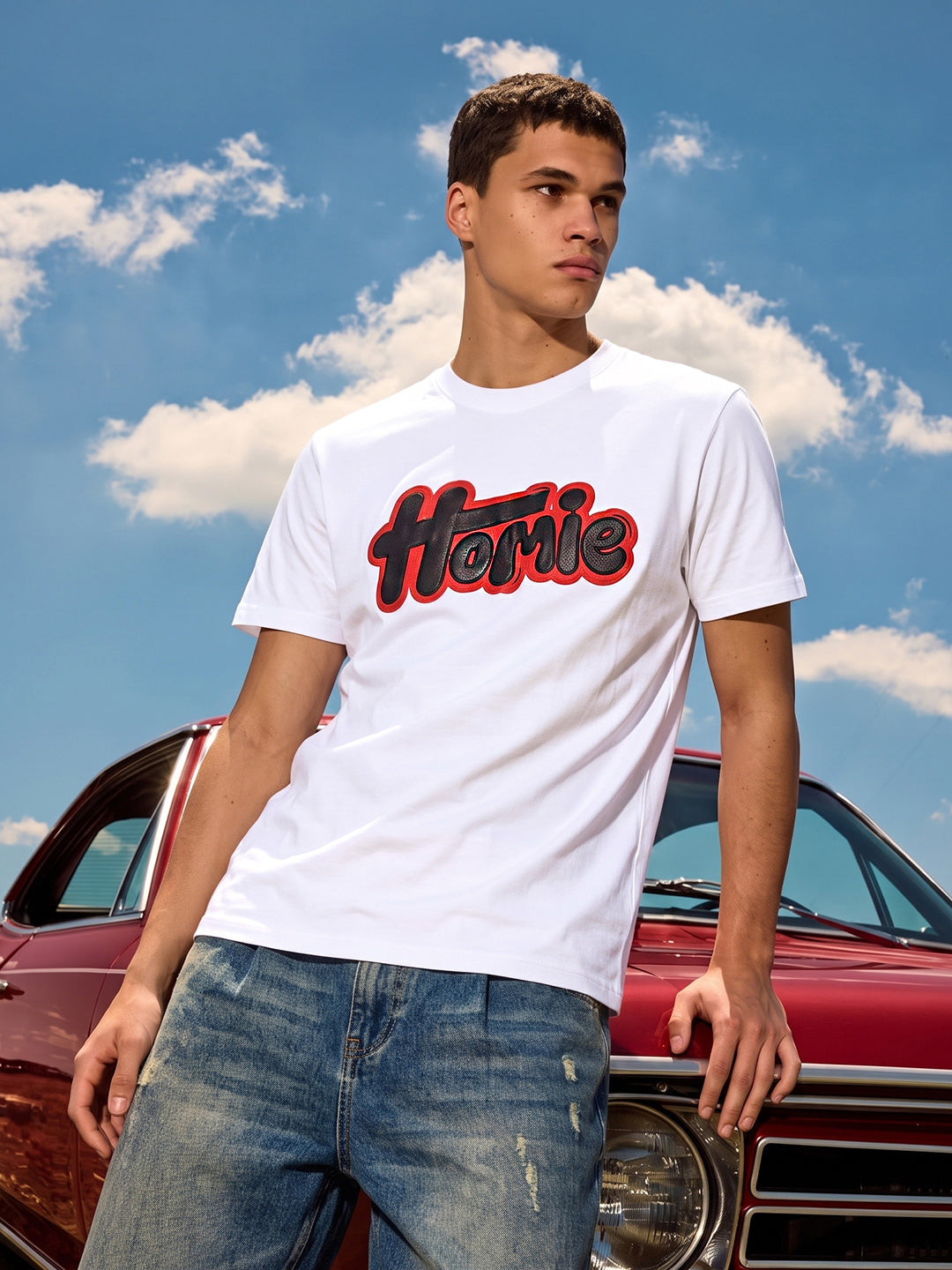 Men's White Relaxed Fit Printed Casual T-Shirt