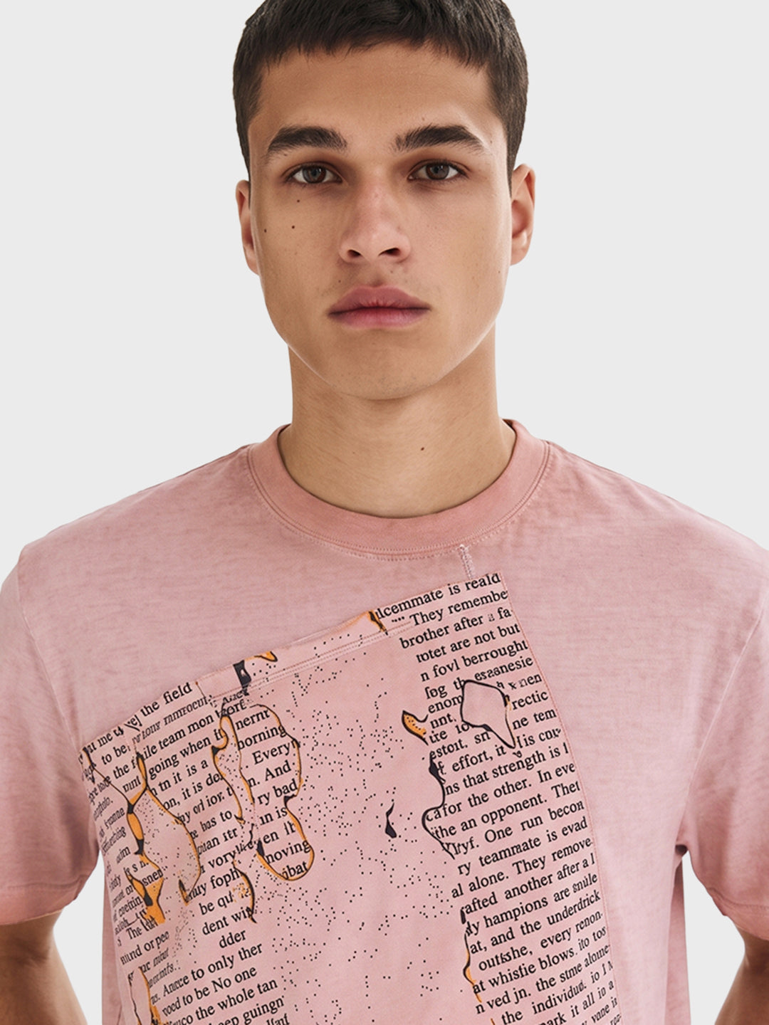 Men's Beige Relaxed Fit Printed Casual T-Shirt