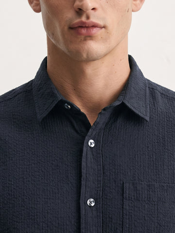 Men's Black Regular Fit Solid Casual Shirt
