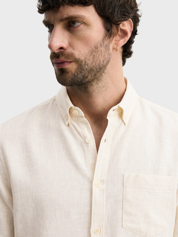 Men's Cream Slim Fit Solid Casual Shirt