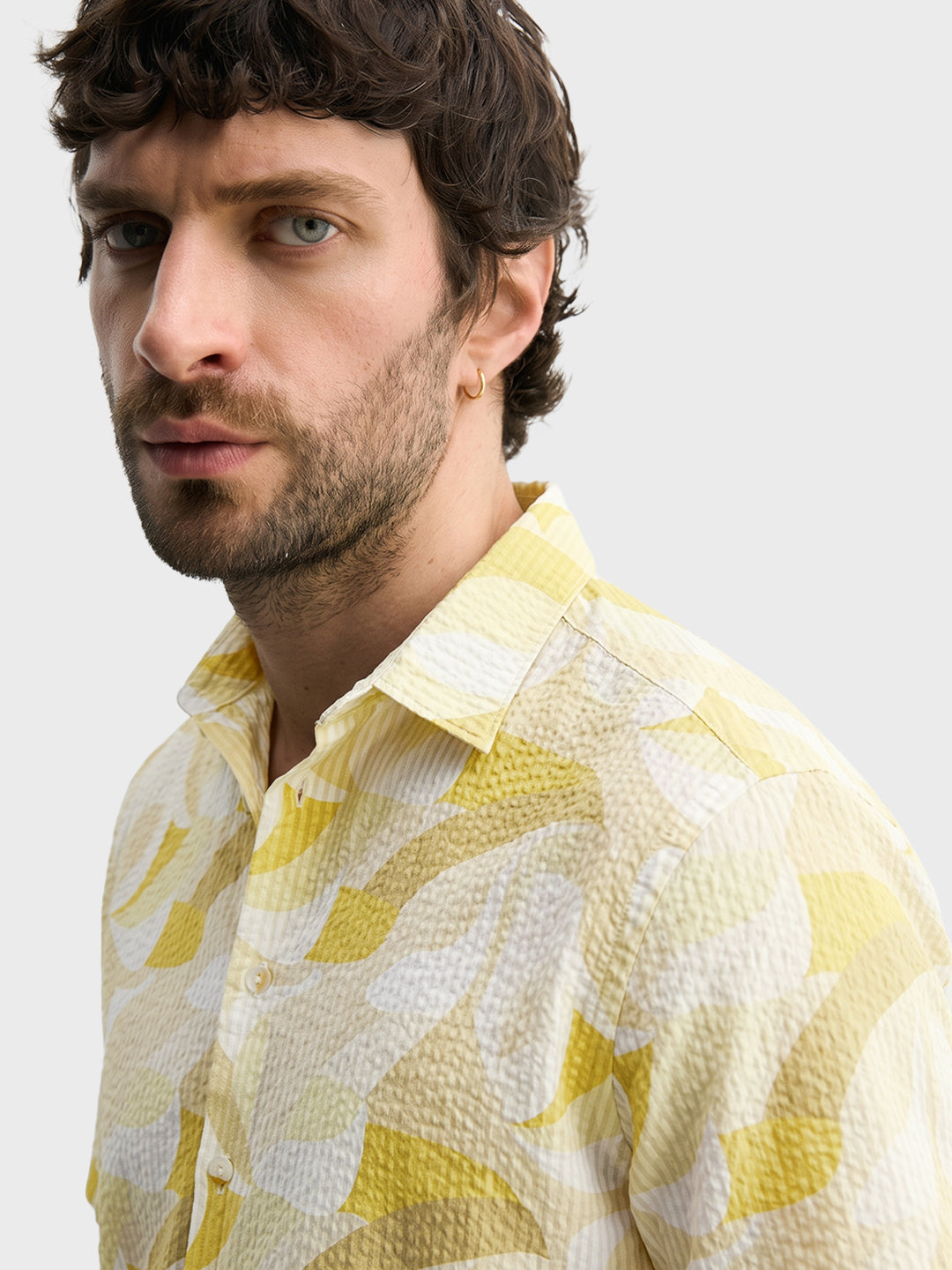 Men's Yellow Regular Fit Printed Resort Wear Shirt