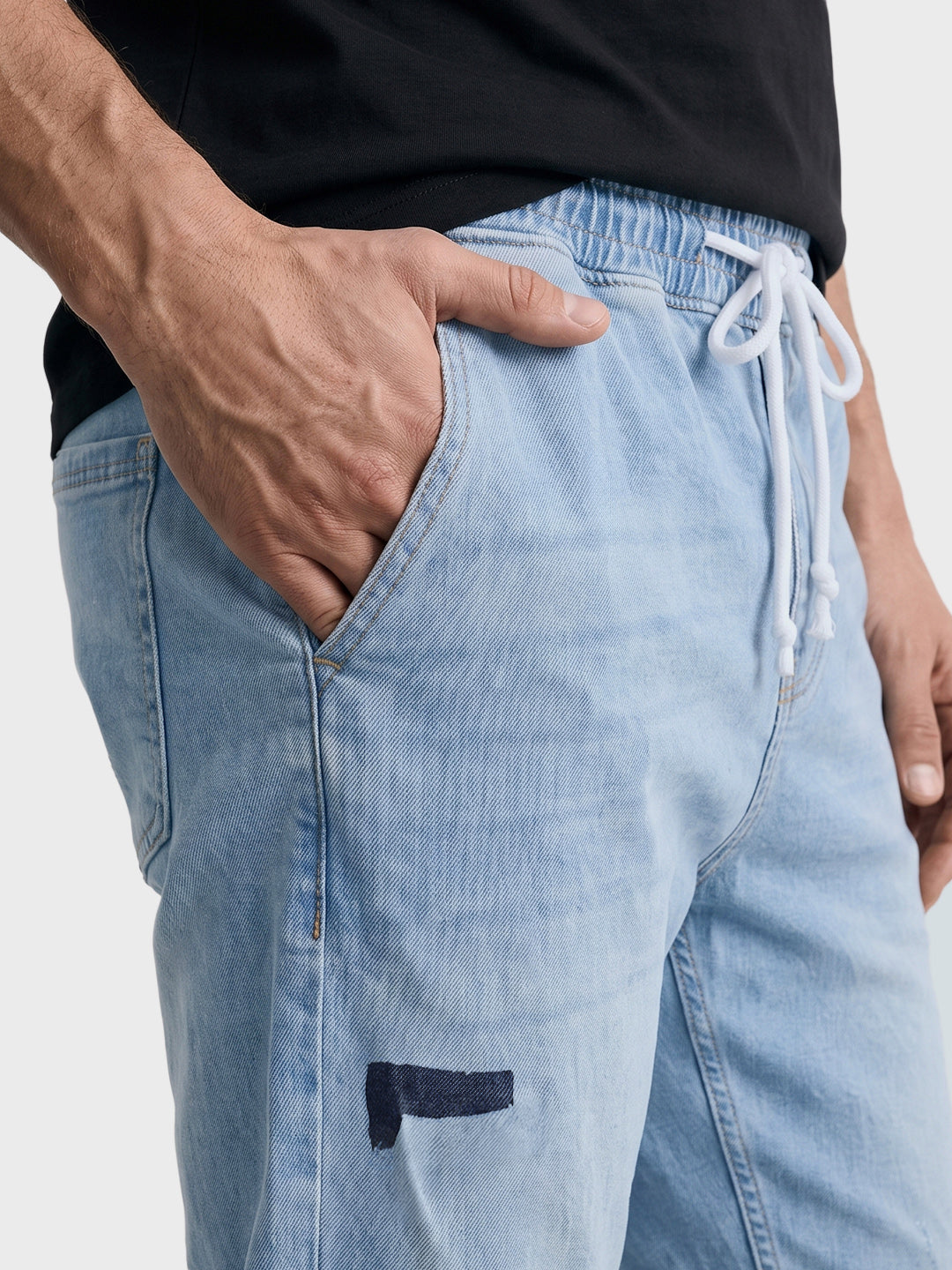 Men's Blue Slim Fit Solid Casual Jeans