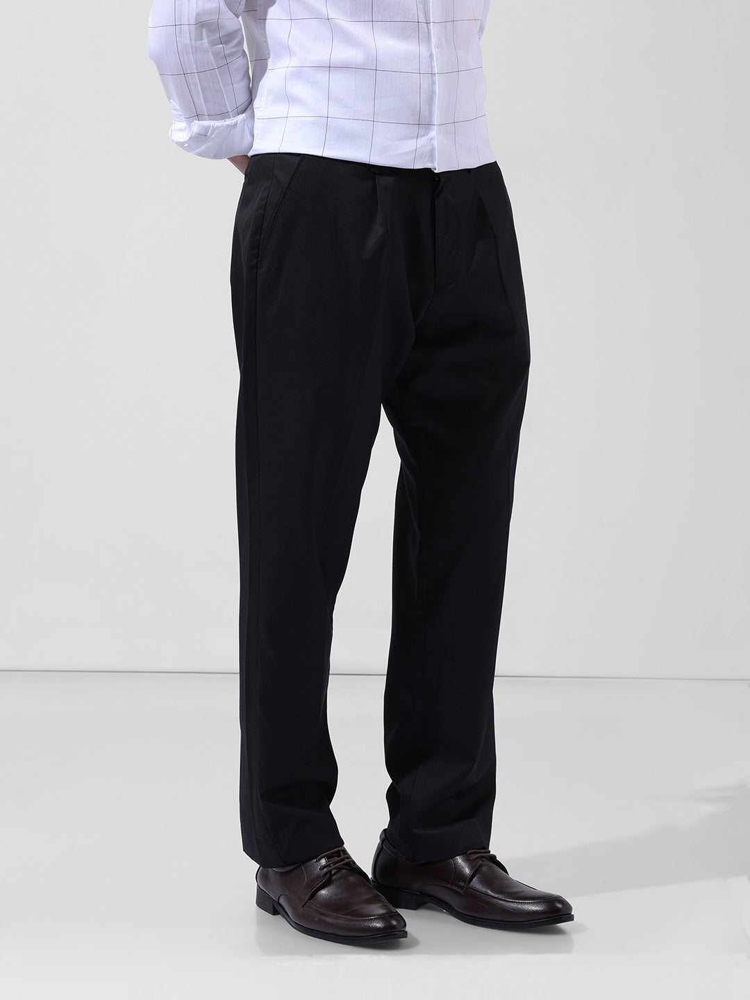 Men's Black Regular Fit Solid Formal Trouser