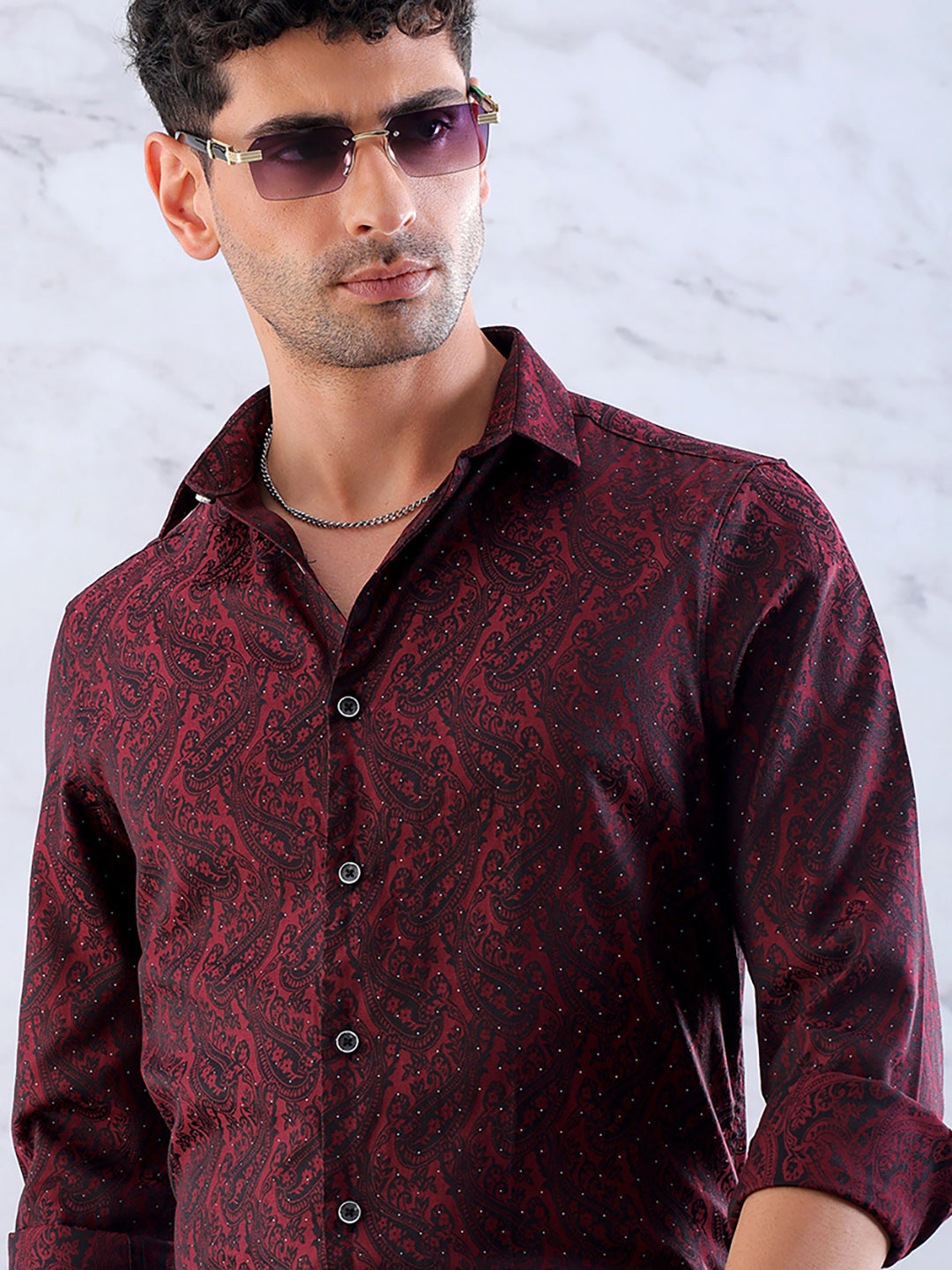 Shop Men's Printed Slim Fit Shirt Online.