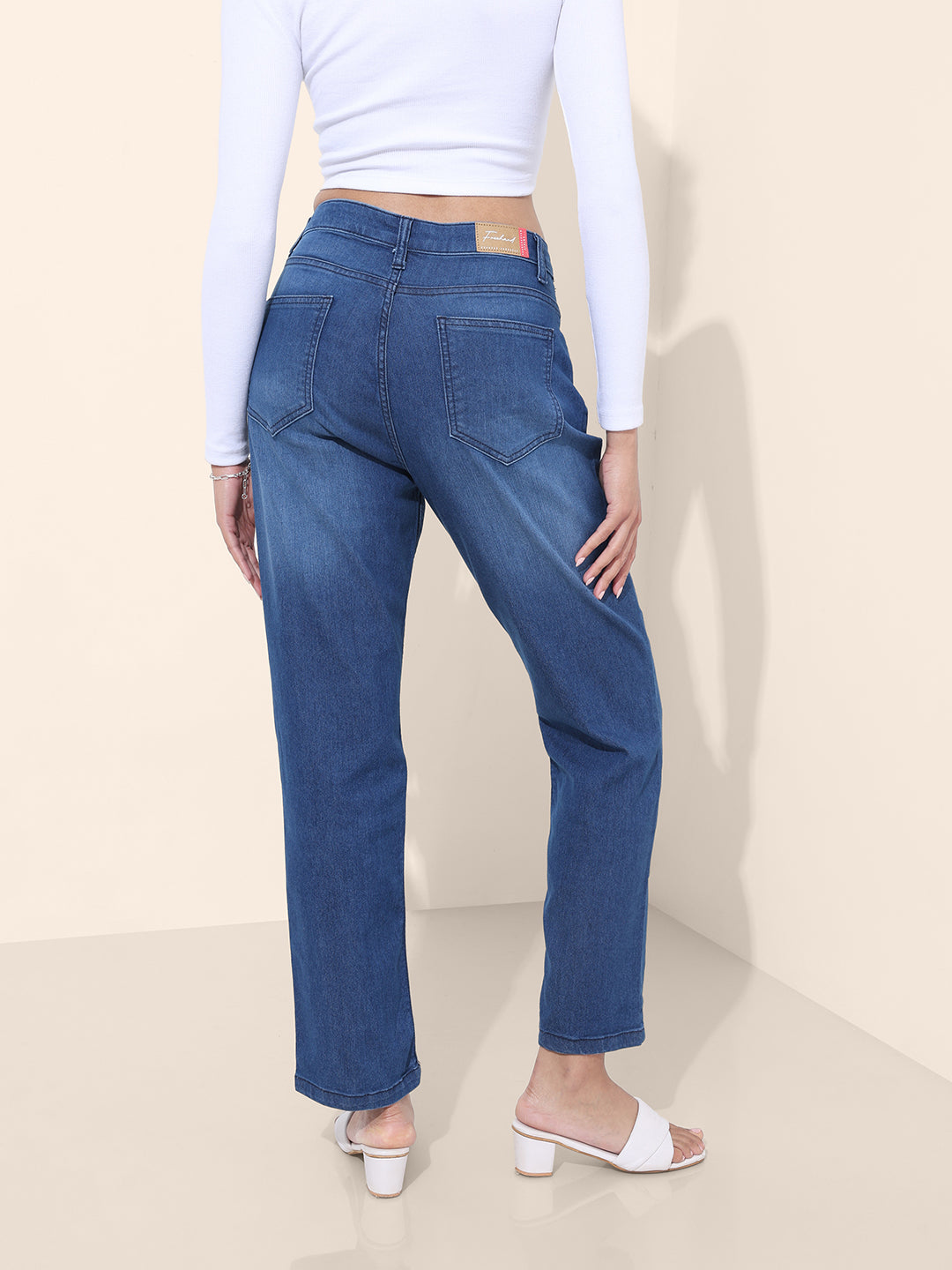 Women's Blue Straight Fit Casual Jeans