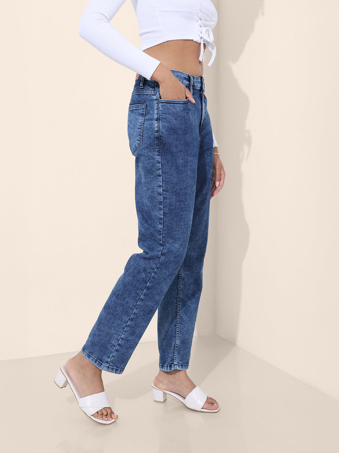 Women's Blue Straight Fit Vintage Jeans