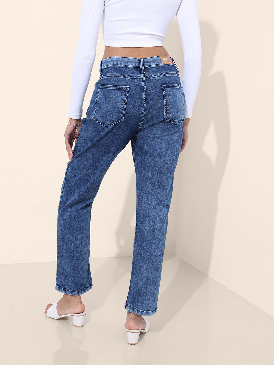 Women's Blue Straight Fit Vintage Jeans