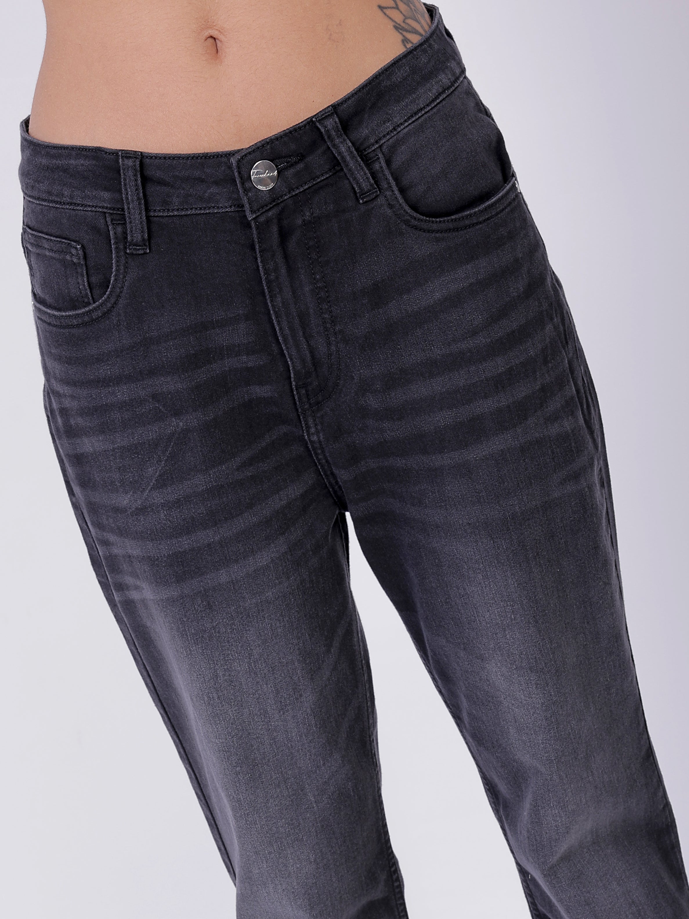 Men's Black Straight Fit Casual Jeans