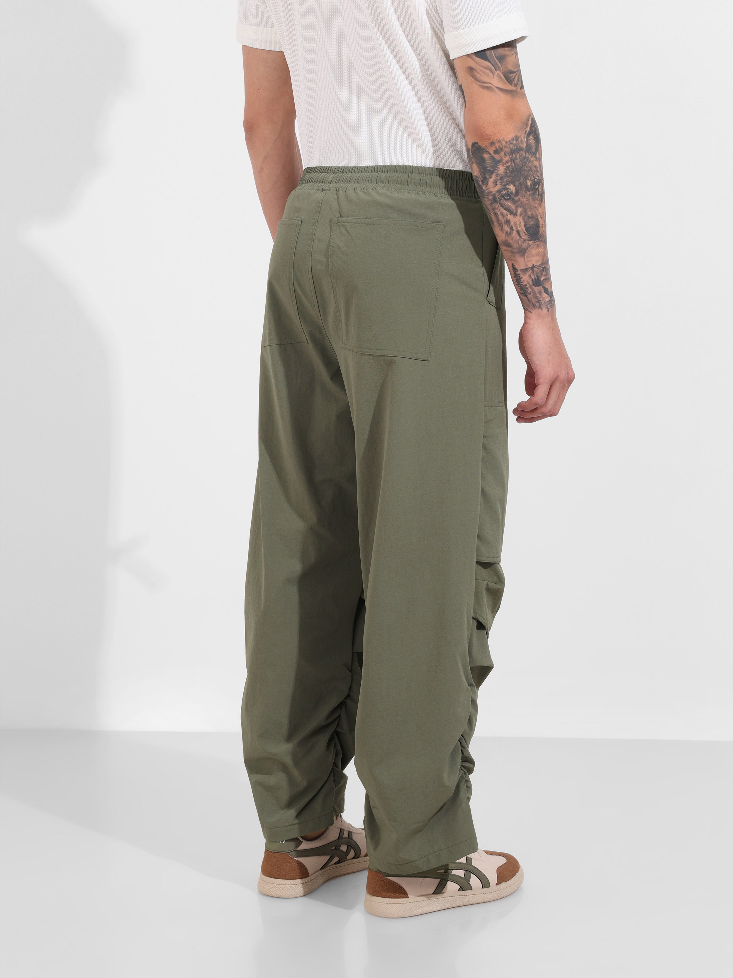 Men's Olive Baggy Fit Solid Utility Trousers
