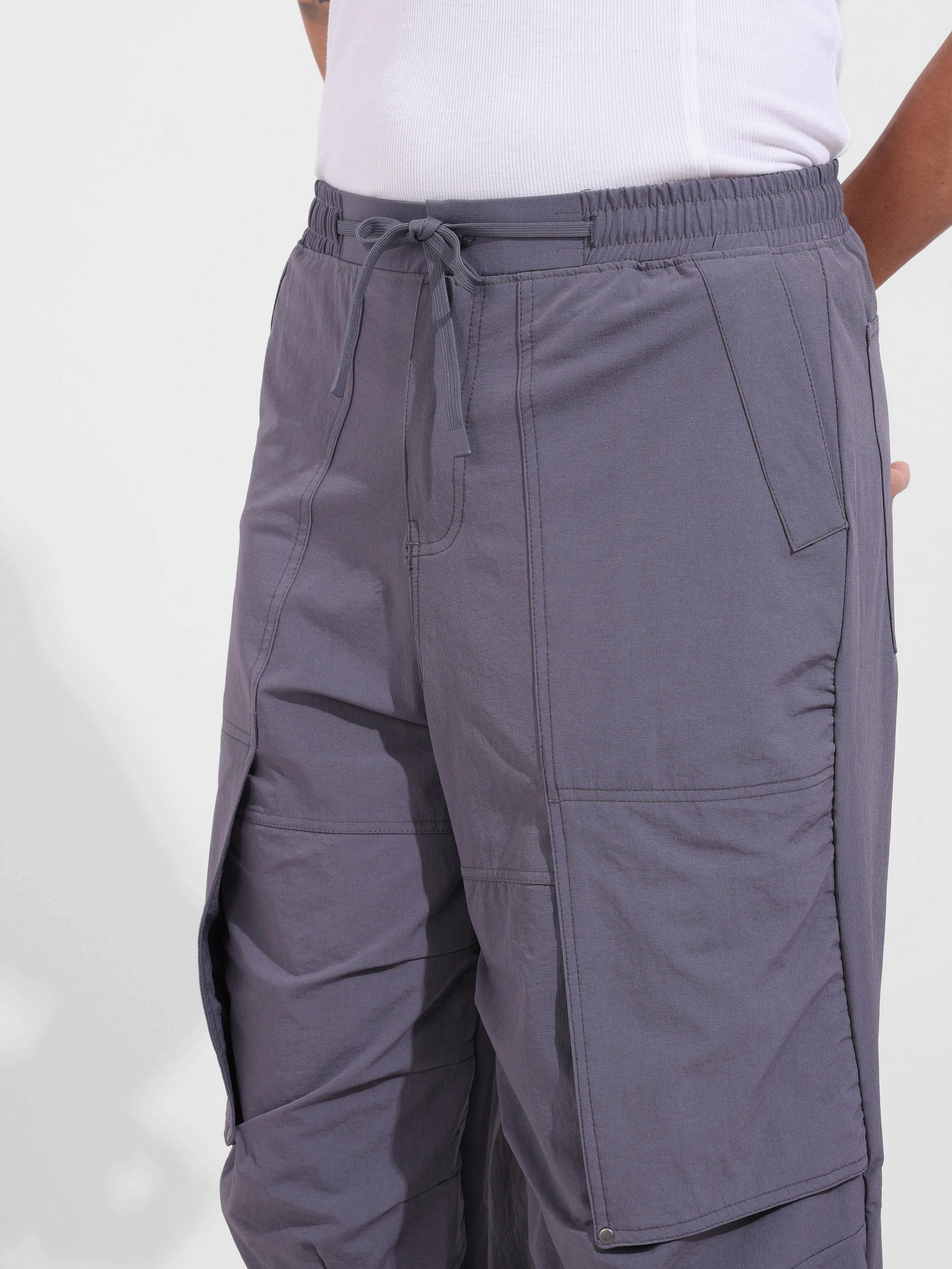 Men's Grey Baggy Fit Solid Utility Trousers