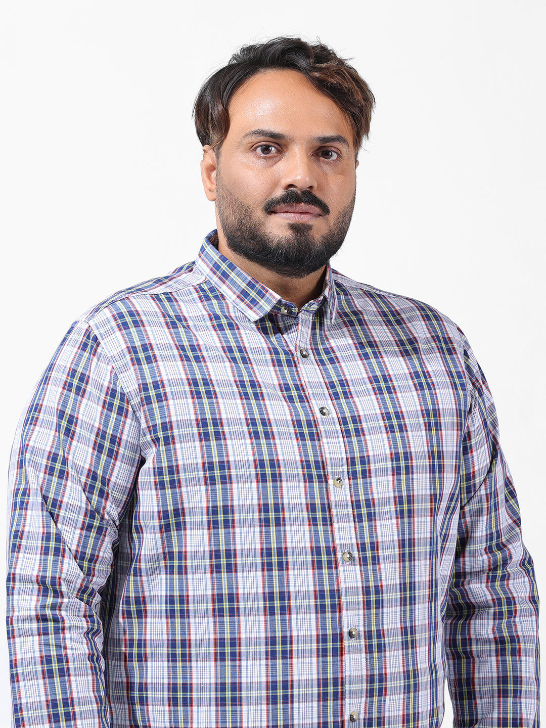 Men's White Regular Fit Checked Casual Shirt