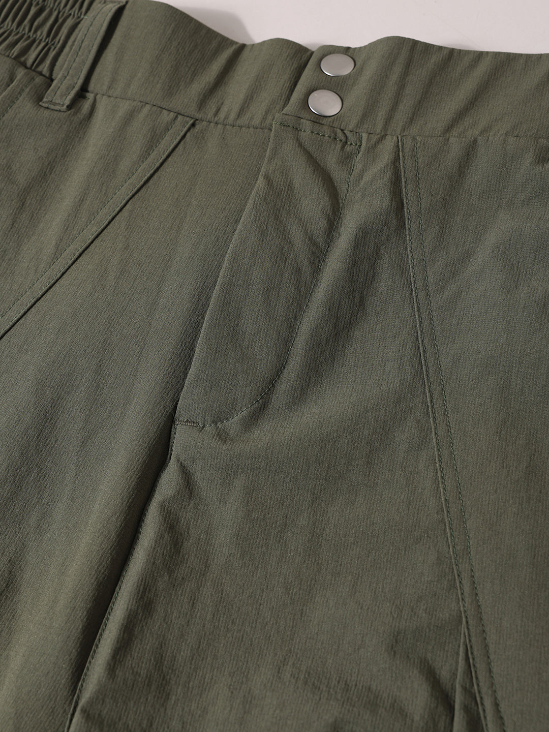 Men's Olive Loose Fit Solid Utility Trousers