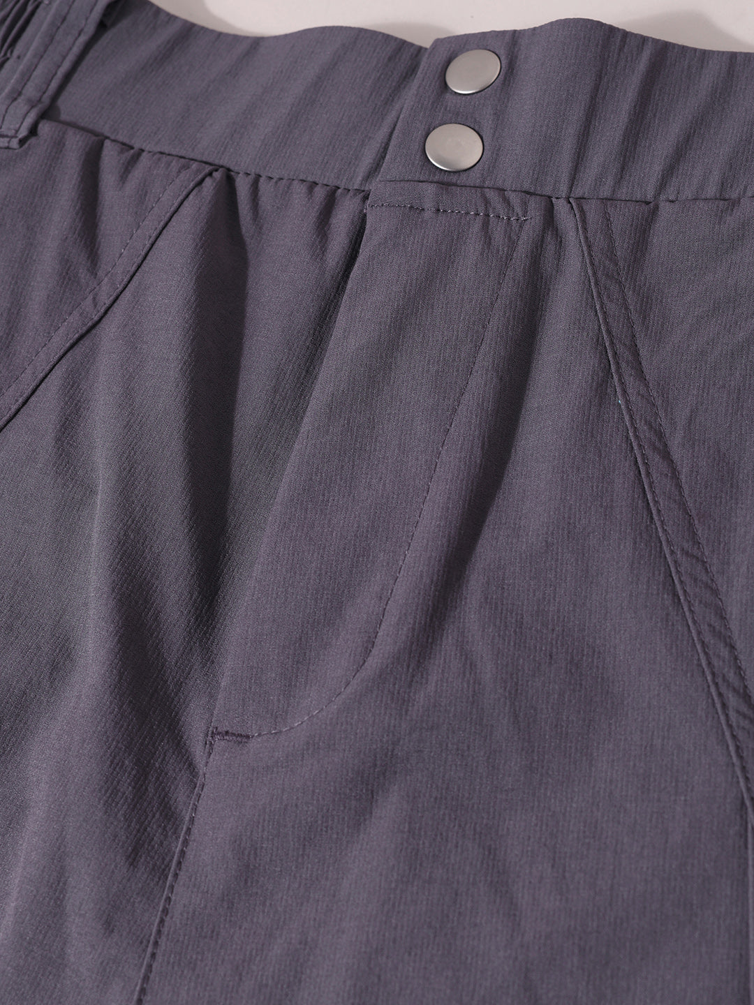 Men's Grey Loose Fit Solid Utility Trousers