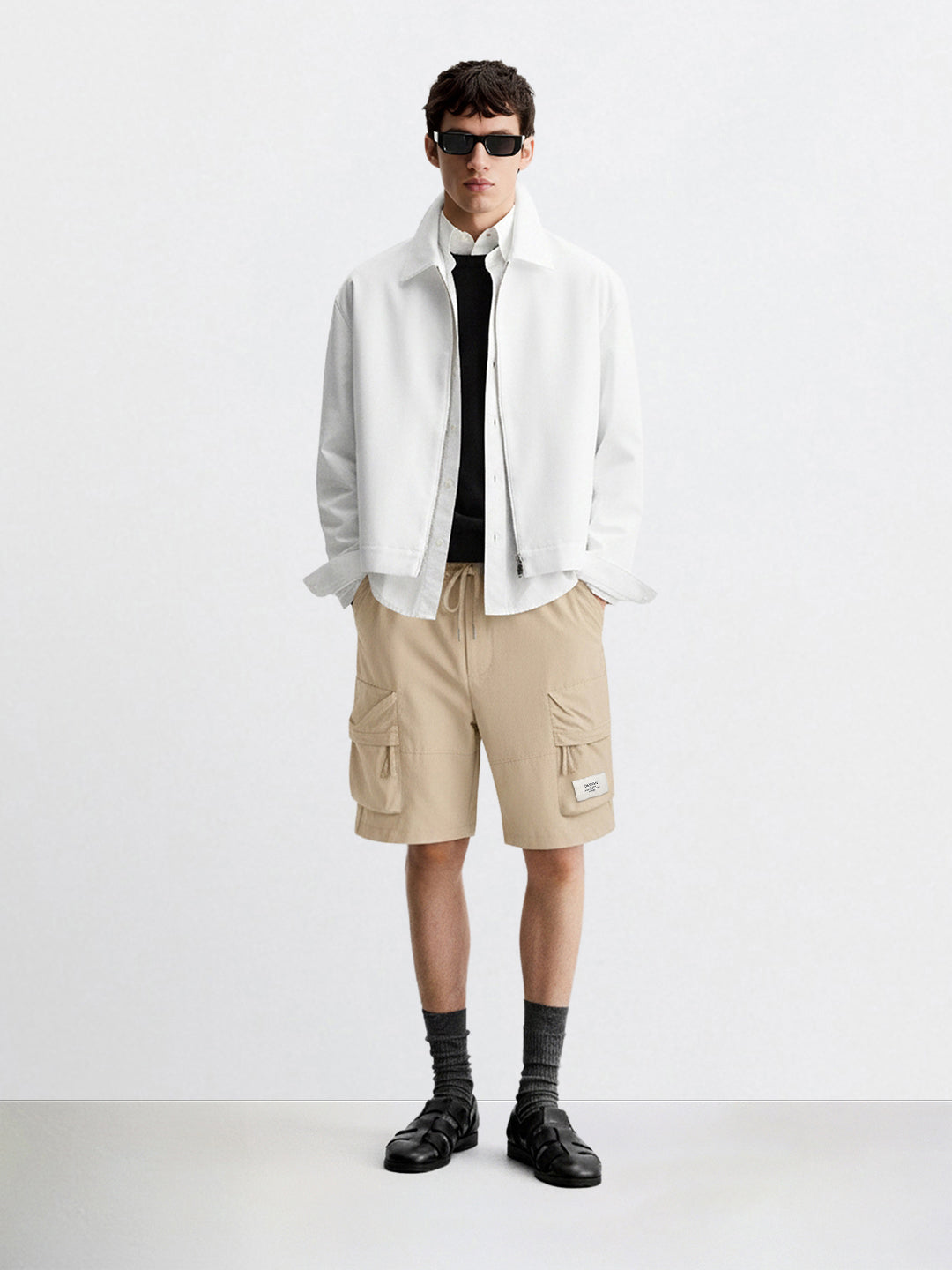 Men's Beige Relaxed Fit Solid Utility Shorts