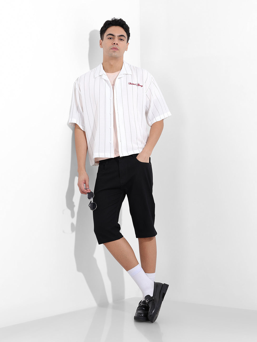 Men's White Boxy Fit Striped Casual Shirt