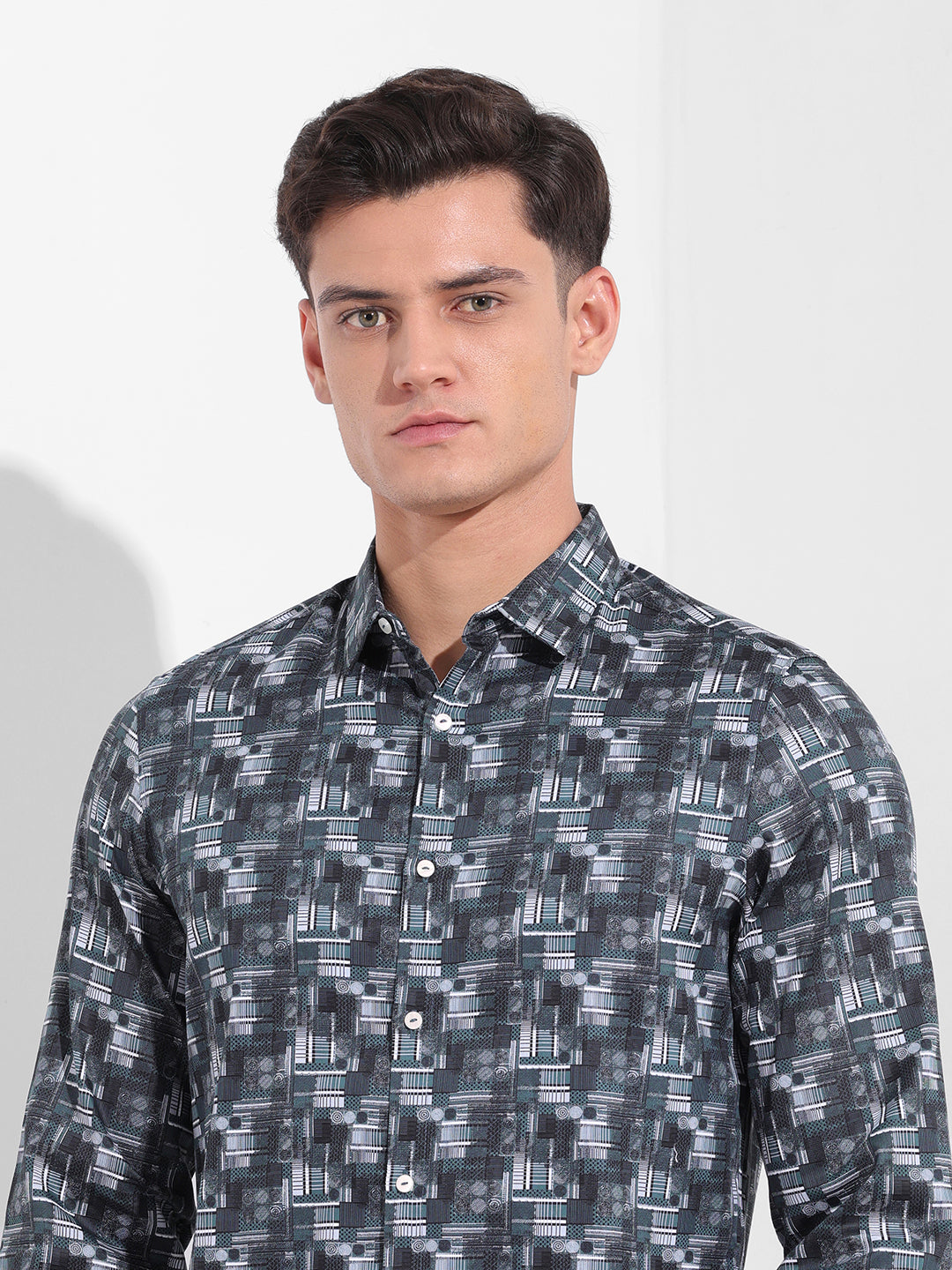 Men's Black Slim Fit Printed Party Wear Shirt