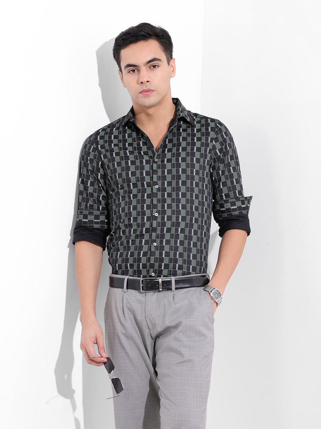Men's Black Slim Fit Printed Party Wear Shirt