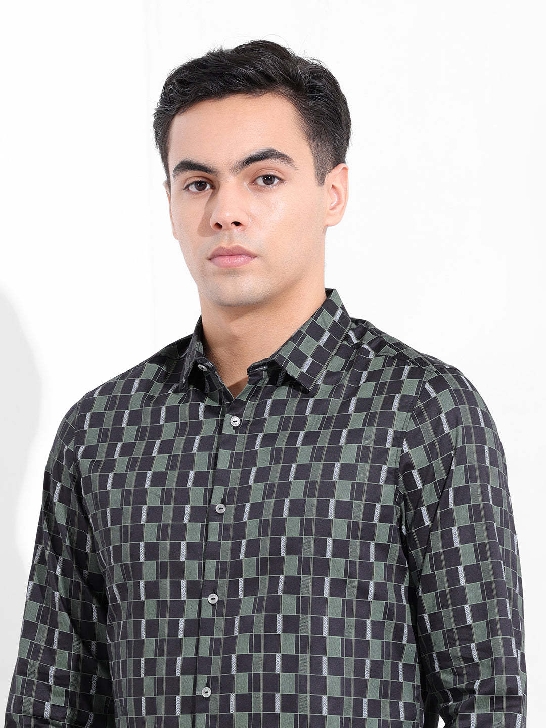Men's Black Slim Fit Printed Party Wear Shirt