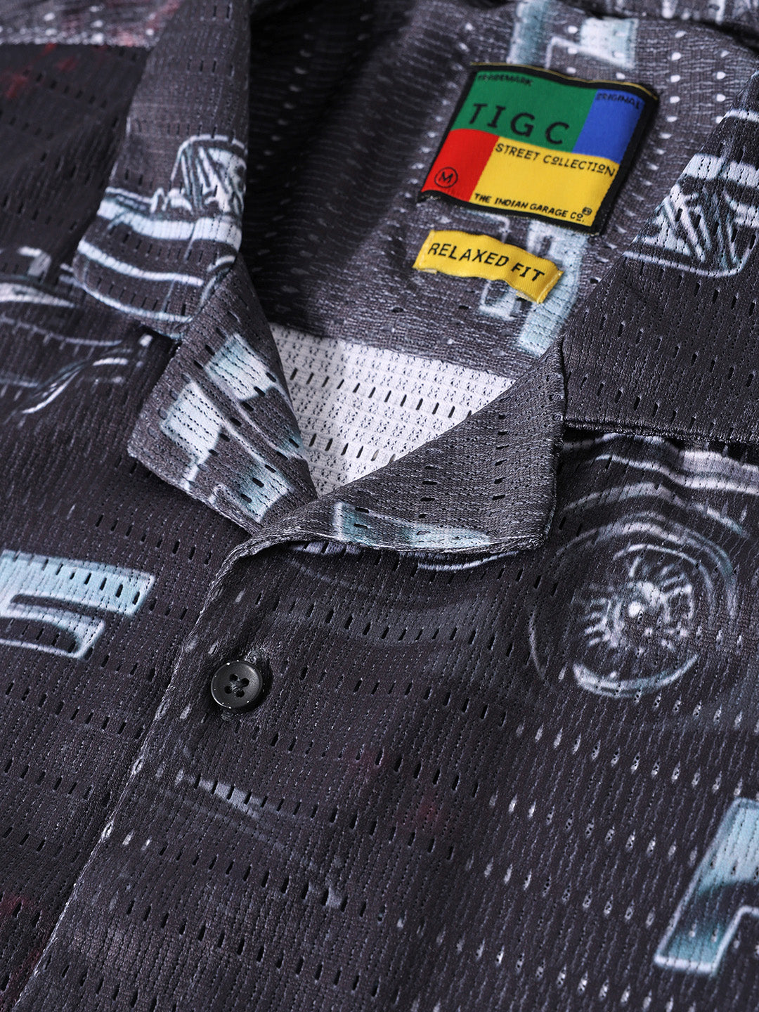 Men's Black Relaxed Fit Printed Resort Shirt